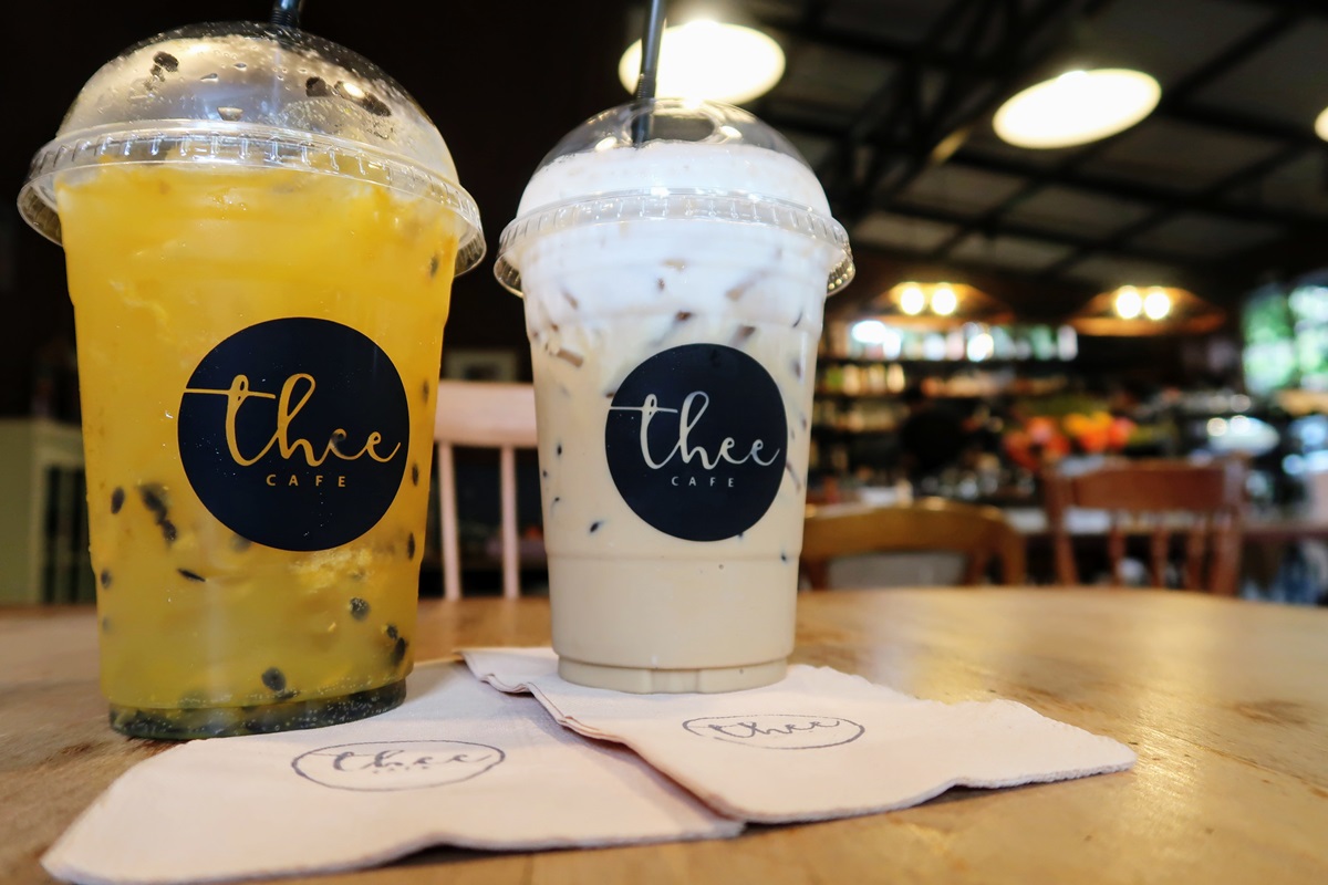Thee cafe
