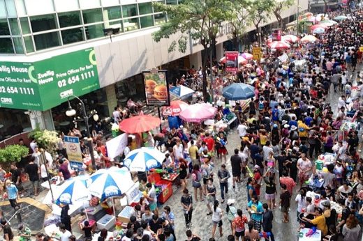 กทม.จัดระเบียบสงกรานต์สีลม เปิดเล่นน้ำระหว่างเวลา 12.00-20.00 น.เท่านั้น