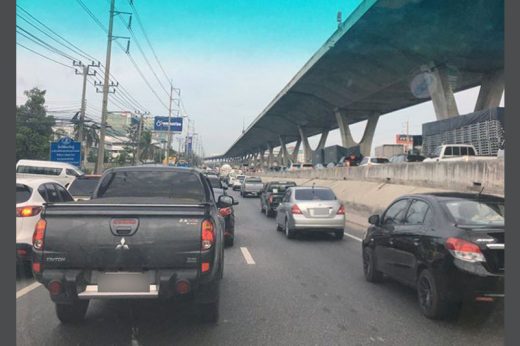 คนใช้กระบะเฮ ตำรวจผ่อนปรนนั่งแคป-ท้ายกระบะ ได้ถึงปีใหม่