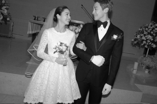 คู่รักข้าวใหม่ปลามัน ‘เรน-คิมแตฮี’ ควักเงิน 148 ล้าน ซื้อเรือนหอหลังงาม