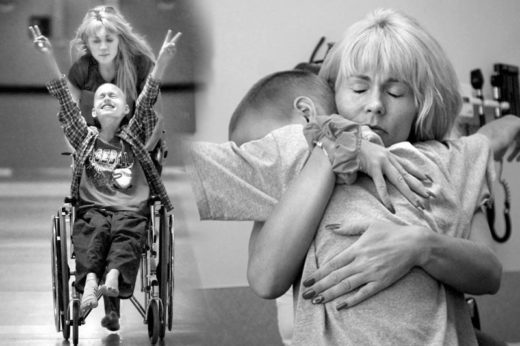 ภาพชุด A Mother’s Journey การเดินทางแสนเจ็บปวดของแม่ผู้ดูแลลูกชายป่วยมะเร็ง…จนลมหายใจสุดท้าย