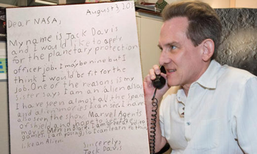 หนุ่มน้อย 9 ขวบ ร่อนจดหมายสมัครตำแหน่ง ‘ผู้พิทักษ์โลก’ ของ NASA และได้รับการตอบกลับ!