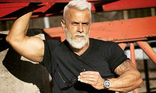 มาถูกทาง! หนุ่ม 35 อัพลุคให้สูงวัยเหมือนชายชรา แต่ดันฮอตปรอทแตก