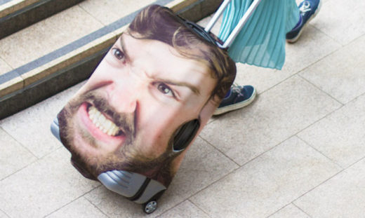 ขโมยหน้าไหนจะกล้า ถ้าใช้ Headcase ปลอกสวมกระเป๋ารูปหน้าคุณเอง เด่นขนาดนี้ไม่มีหยิบผิดแน่!