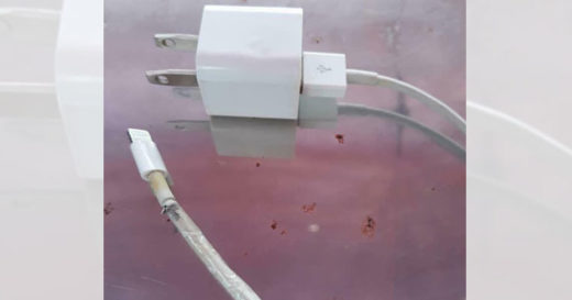 นอนทับสายชาร์จ iPhone เด็กสาวถูกไฟดูดดับ ไม่ยันสายชาร์จแท้หรือปลอม