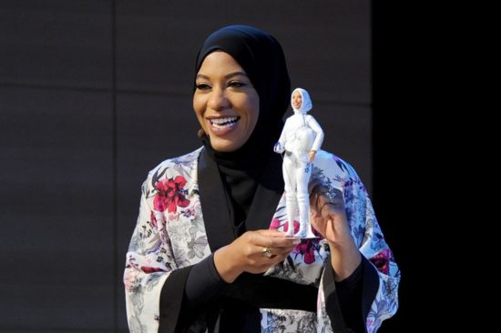 āļāļĢāļąāđāļāđāļĢāļāļāļāļāđāļĨāļ! āļ§āļēāļāļāļģāļŦāļāđāļēāļĒ ‘Barbie āļŠāļ§āļĄāļŪāļīāļāļēāļ’ āļāļāļāļĒāđāļģāļāļēāļĢāļŠāļāļąāļāļŠāļāļļāļāļŠāļēāļ§āđāļāđāļāļāļļāļāđāļāļ·āđāļāļāļēāļāļī-āļĻāļēāļŠāļāļē