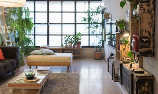 ไม่อยากเชื่อสายตา! ช่างภาพหนุ่มชาวอิสราเอลเนรมิตรห้องแสนสวยจากขยะข้างทาง