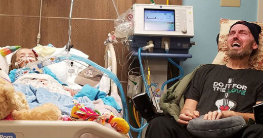 ใจสลาย แม่เผยภาพลูกสาวป่วยมะเร็งนอนรอความตาย ข้างกันคือคุณตาป่วยใกล้วาระสุดท้ายมาดูใจหลาน