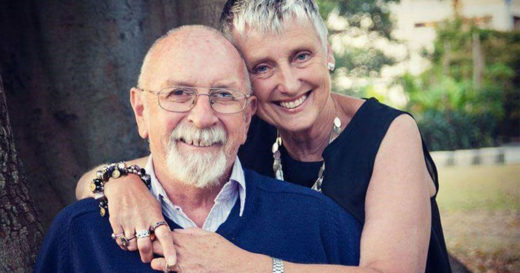 ลูกสาวแชร์ความฮาของมารดาผู้ล่วงลับ กับคำสั่งเสียให้คุณพ่อช่วยรดน้ำต้นไม้อย่าได้ขาด