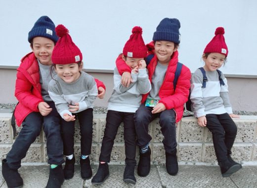 สุดอบอุ่น! แฟชั่นคาวาอี้ของครอบครัวใหญ่ในญี่ปุ่น แฝดสองชาย แฝดสามหญิง