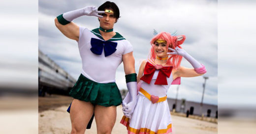 คอสเพลเยอร์หนุ่มหุ่นล่ำขอเปลี่ยนฟีลแป๊บ อวดโฉมให้โลกรู้ว่าวงการนี้ไม่มีข้อจำกัด คอสเป็น “เซเลอร์เนปจูน!”