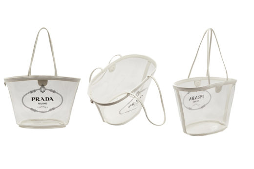 ส่องกระเป๋าสะพาย PVC จากแบรนด์หรู PRADA สวยใสราคาเหยียบสามหมื่น