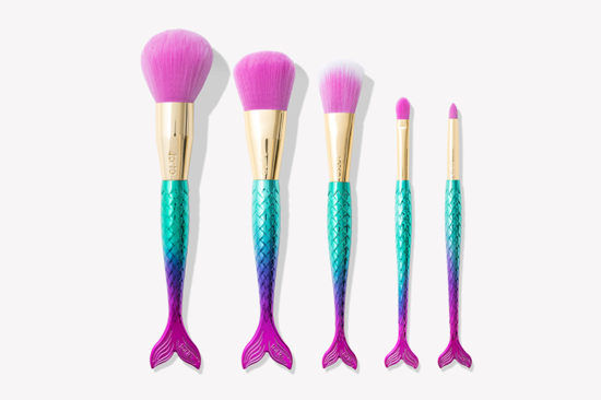 เพิ่มความฟรุ้งฟริ้งกับชุดแปรงหางเงือกน้อย ‘Minutes to Mermaid’ จาก Tarte