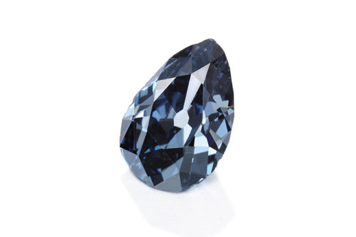 เพชรงาม ‘Farnese Blue’ 6.1 กะรัต ถูกประมูลสูงลิ่วมูลค่า 215 ล้านบาท