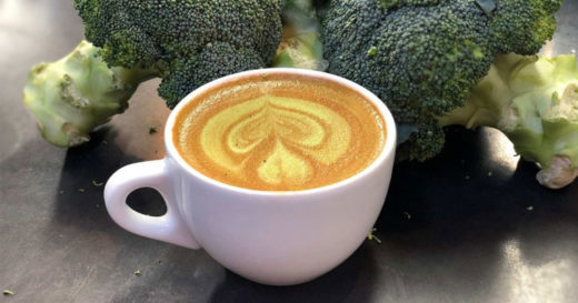 ร้านกาแฟออสซี่เสนอ “Broccolatte” กาแฟบรอกโคลี กรุ่นกลิ่นกาแฟแต่เปี่ยมคุณค่าจากผักในถ้วยเดียว