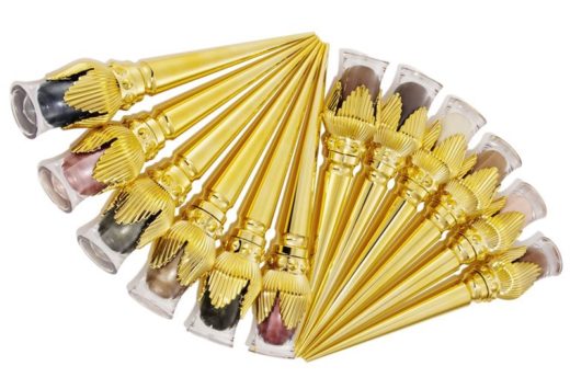 Christian Louboutin เปิดตัว Cream Eyeshadow ในแท่งสีทองสวยหรู