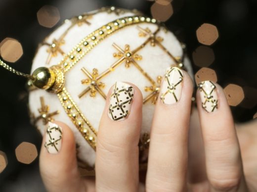 ส่อง 16 ไอเดียเพ้นท์เล็บสวยเก๋ ฉลองเทศกาลคริสต์มาสนี้